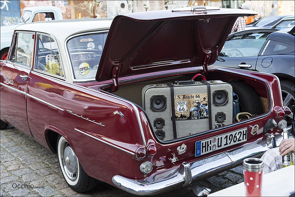 Opel Rekord Bj. 1962 - mit Kofferradio